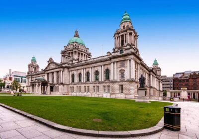 Belfast City Tour & Political Murals Experience