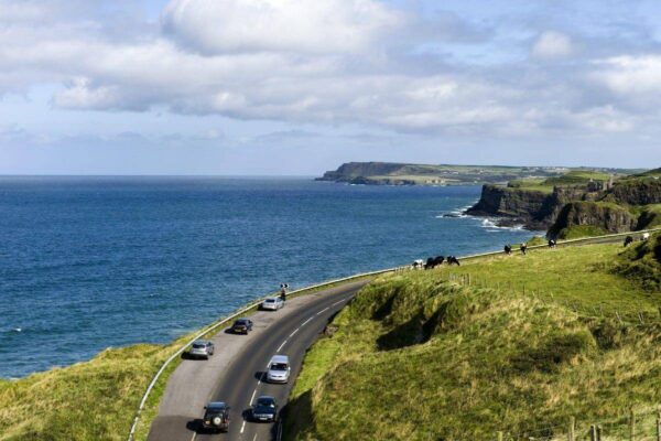 Scenic Ireland Express: Giant’s Causeway & Cliffs of Moher Private Tour (5 Days / 4 Nights)