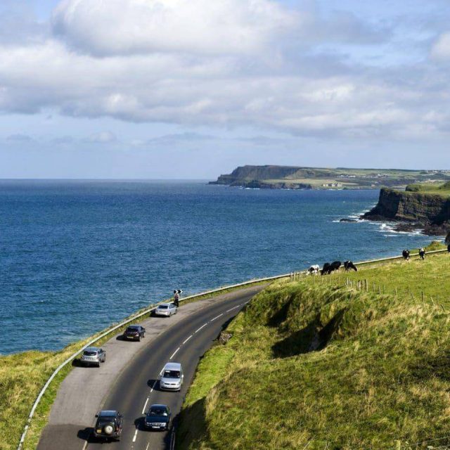 Scenic Ireland Express: Giant’s Causeway & Cliffs of Moher Private Tour (5 Days / 4 Nights)